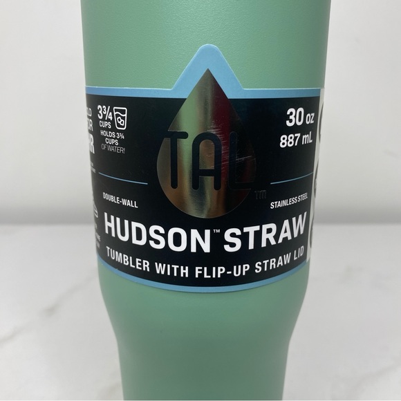 Reusbale Quencher Water Hydration Tumbler 30oz - Picture 4 of 10